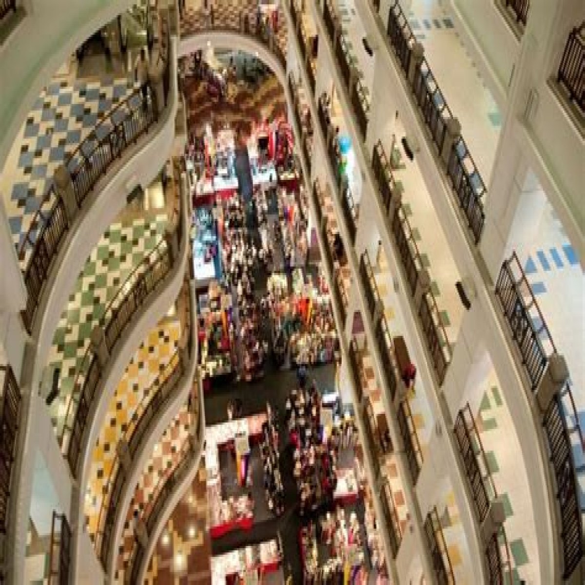 20 of the Largest Malls in the World in 2024
