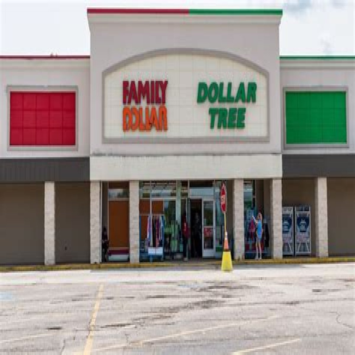 4 Secrets for Shopping at Family Dollar/Dollar Tree Combo Stores — Best Life