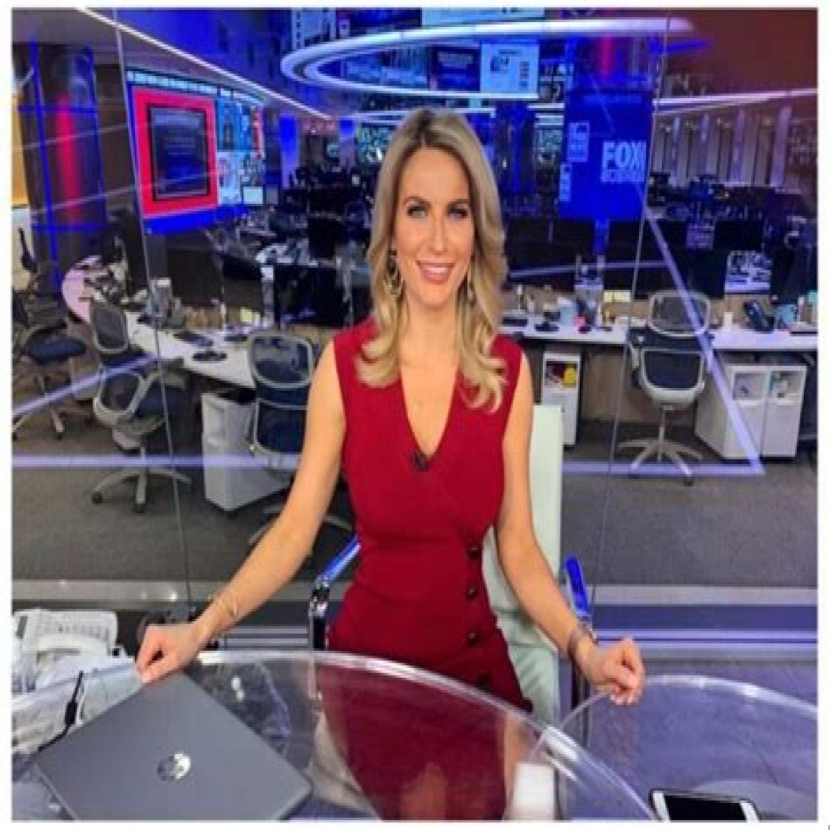 Ashley Strohmier’s bio: age, Fox News, birthday, parents, salary, family, net worth, married, KMIZ