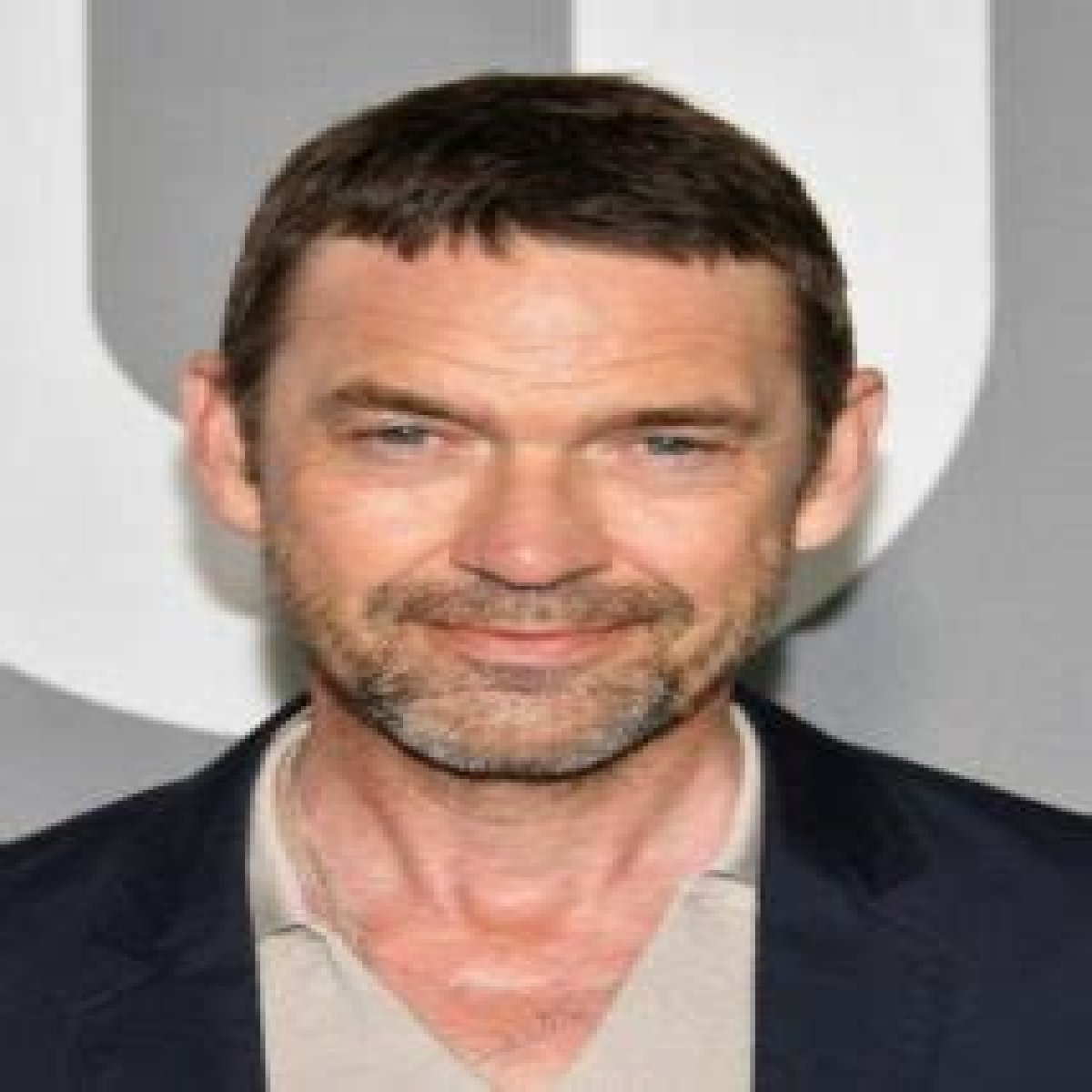Dougray Scott Height, Weight, Family, Spouse, Education, Biography