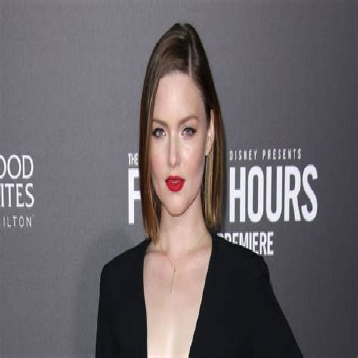 Holliday Grainger – Biography, Facts & Life Story