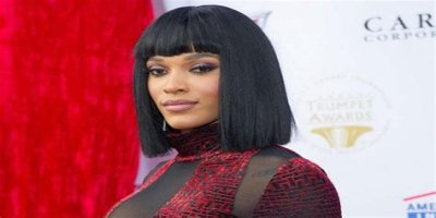Joseline Hernandez Goes Ballistic On Other Exotic Dancer In New Clip From Joseline’s Cabaret Miami