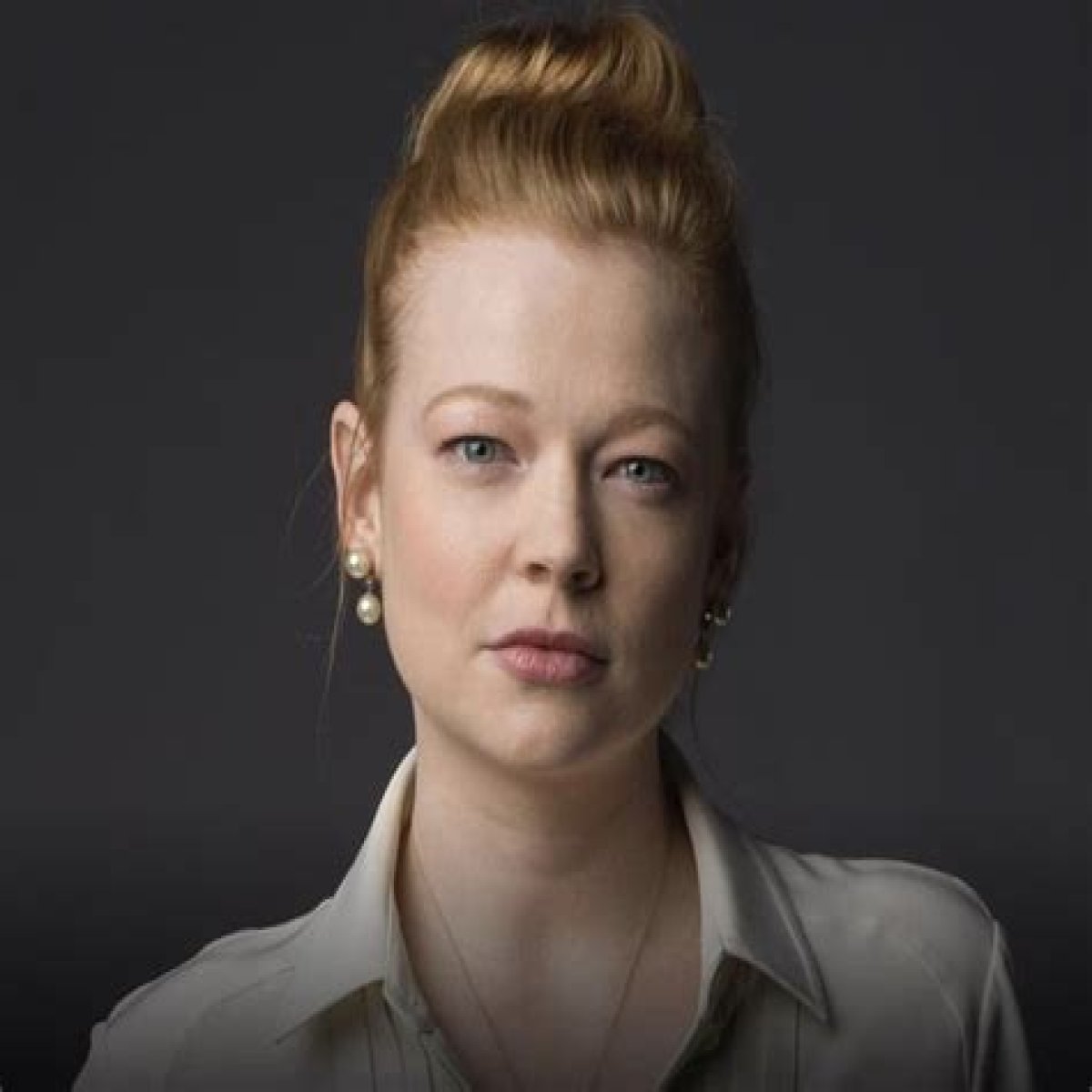 Sarah Snook Net Worth: Details About Bf, Income, Movie, Career, Cars, Age - SarkariResult