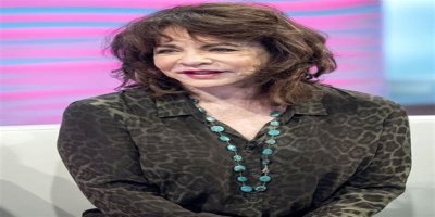 Welcome to Stockard Channing’s Financial World
